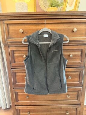 Columbia Dark Gray Women's Fleece Vest